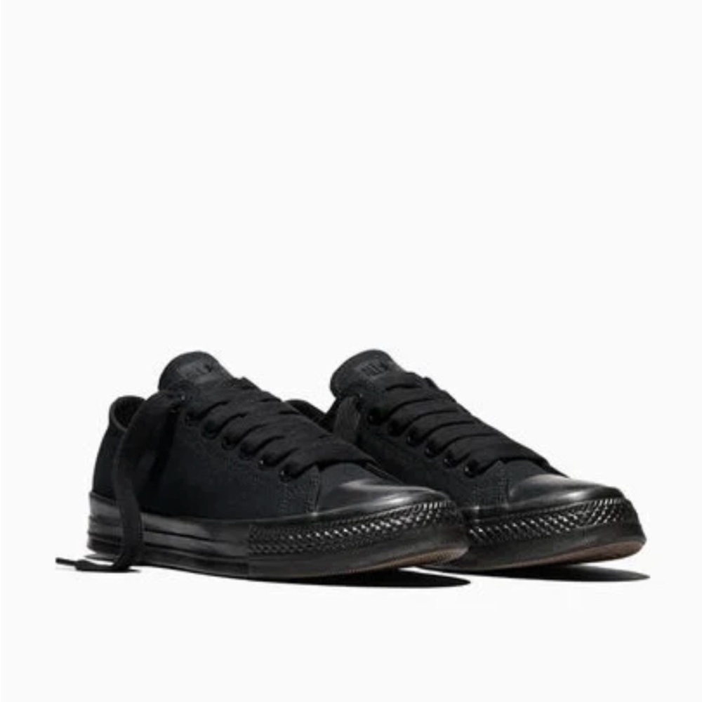 Black Chuck Taylor Throwback